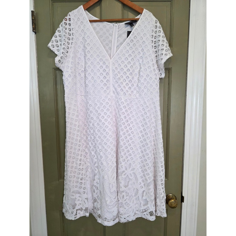 Lane Bryant White Lace V-Neck Short Sleeve Dress Size 18 NWT Floral cottagecore